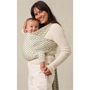 Solly Baby Sage Chequer Wrap